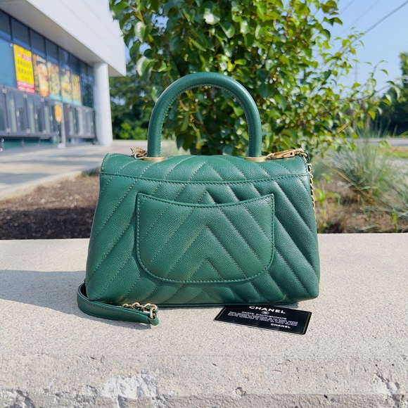 Chanel Small Chevron Coco Handle Green - Picture 2 of 7